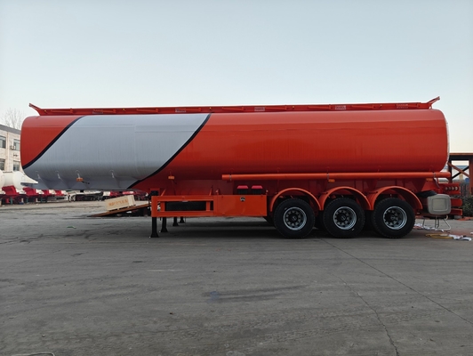 Ritrainere per camion Ritrainere con serbatoio a combustibile con valvola azionata dall'aria API e battistrada da 1820 mm